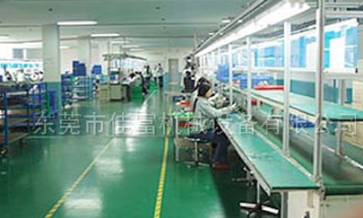 網(wǎng)帶輸送機(jī)該如何使用？